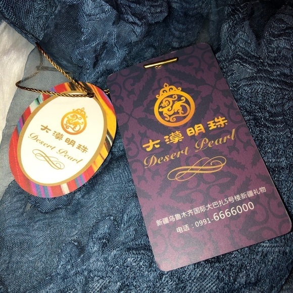 Xinjiang Desert Pearl Scarf/Wrap - Picture 11 of 12